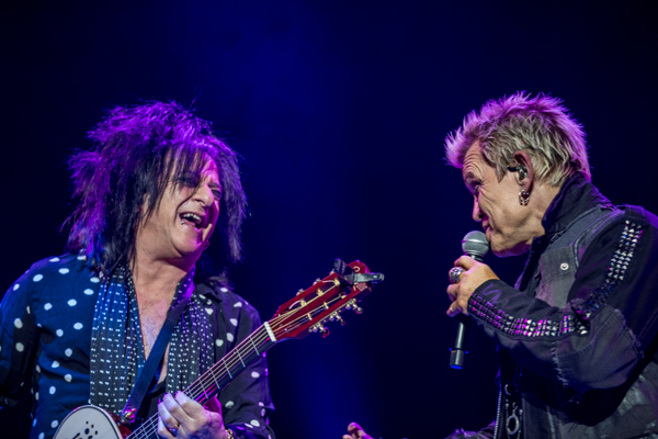 Photos Review Billy Idol And Steve Stevens At Town Hall