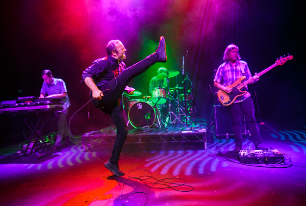 Photos Review Future Islands At White Eagle Hall Night 1 August 30 19