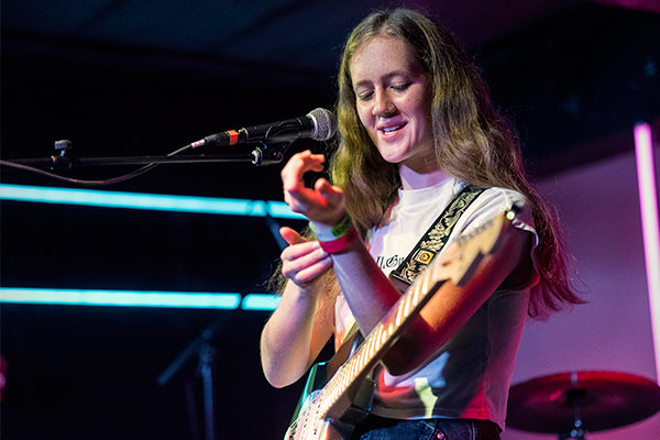 [Photos]: Sidney Gish at Elsewhere Zone One (August 19, 2019)